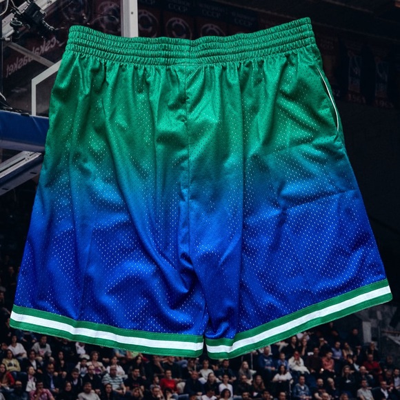 DALLAS MAVERICKS MENS MESH BASKETBALL SHORTS NBA HARDWOOD CLASSICS SWINGMAN NEW - Picture 2 of 5